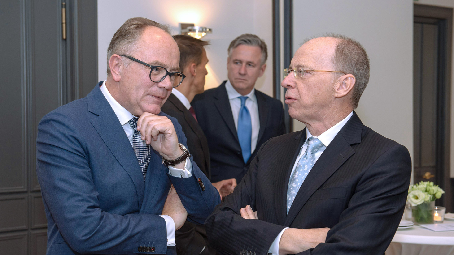 Round Table Grund