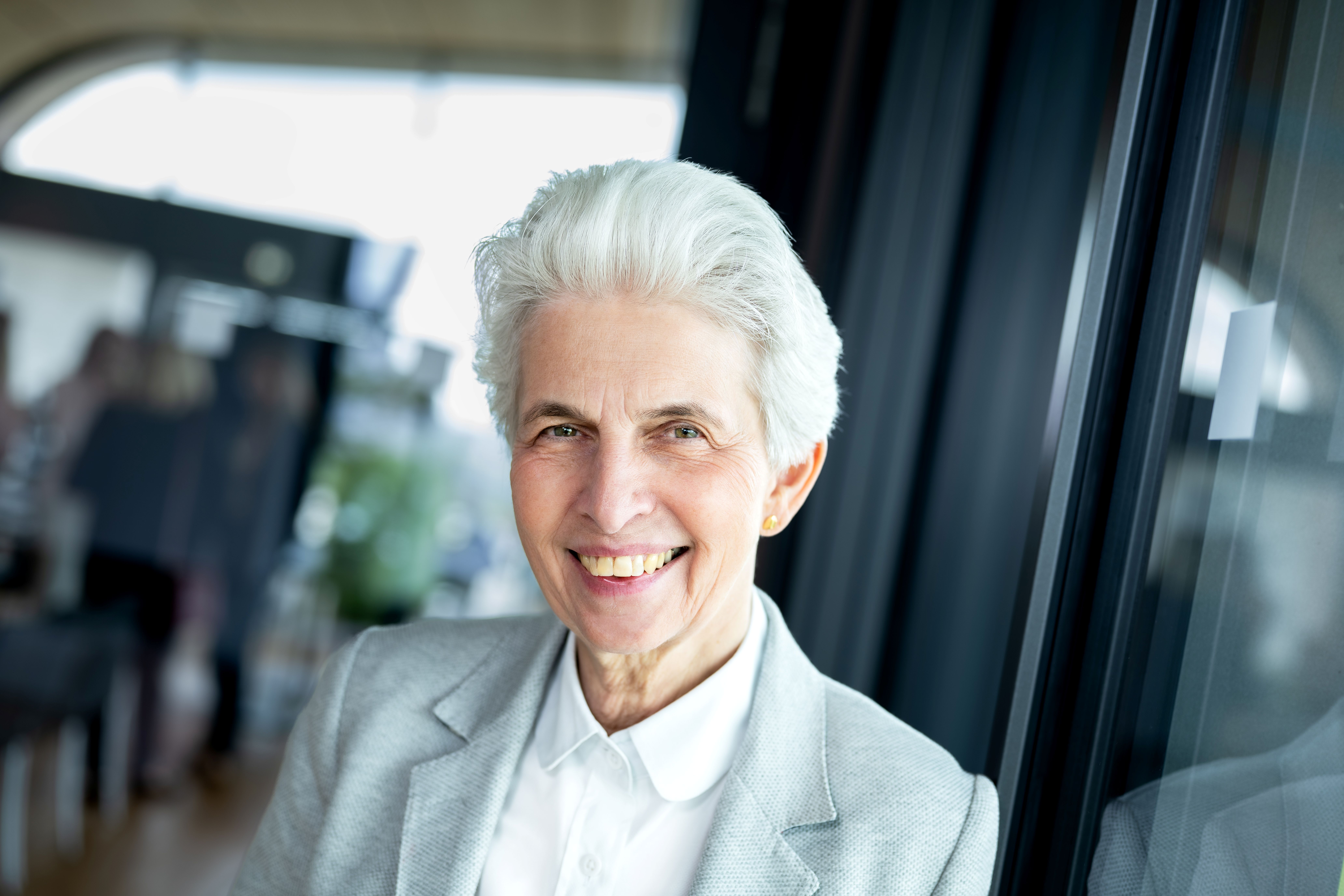 Dr. Marie-Agnes Strack-Zimmermann Dr. Marie-Agnes Strack-Zimmermann