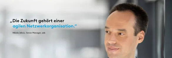 zeb consulting Netzwerkorganisation Ein Mann im Anzug