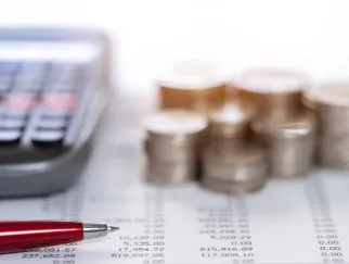 Header_Article_puzzle_of_bank_valuation.jpg Header_Article_puzzle_of_bank_valuation.jpg