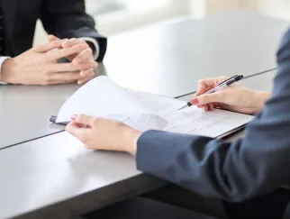 Beratung bei Sonderprüfungen nach § 44 KWG für Finanzdienstleister und Kreditinstitute – zeb