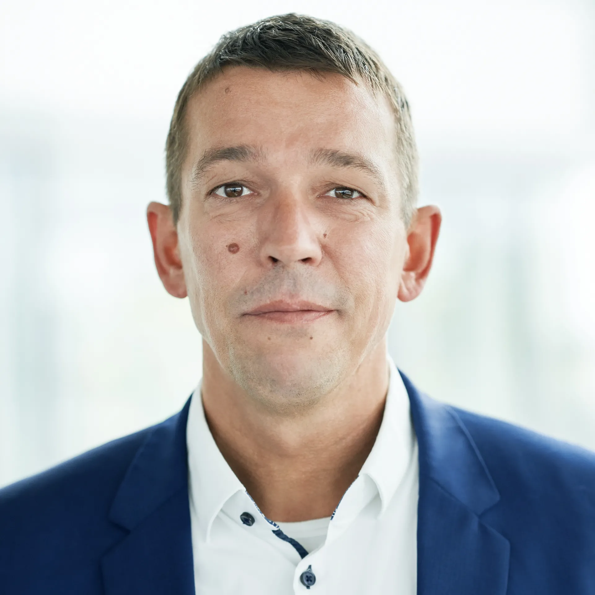 Profilfoto_Enk_Sven.jpg