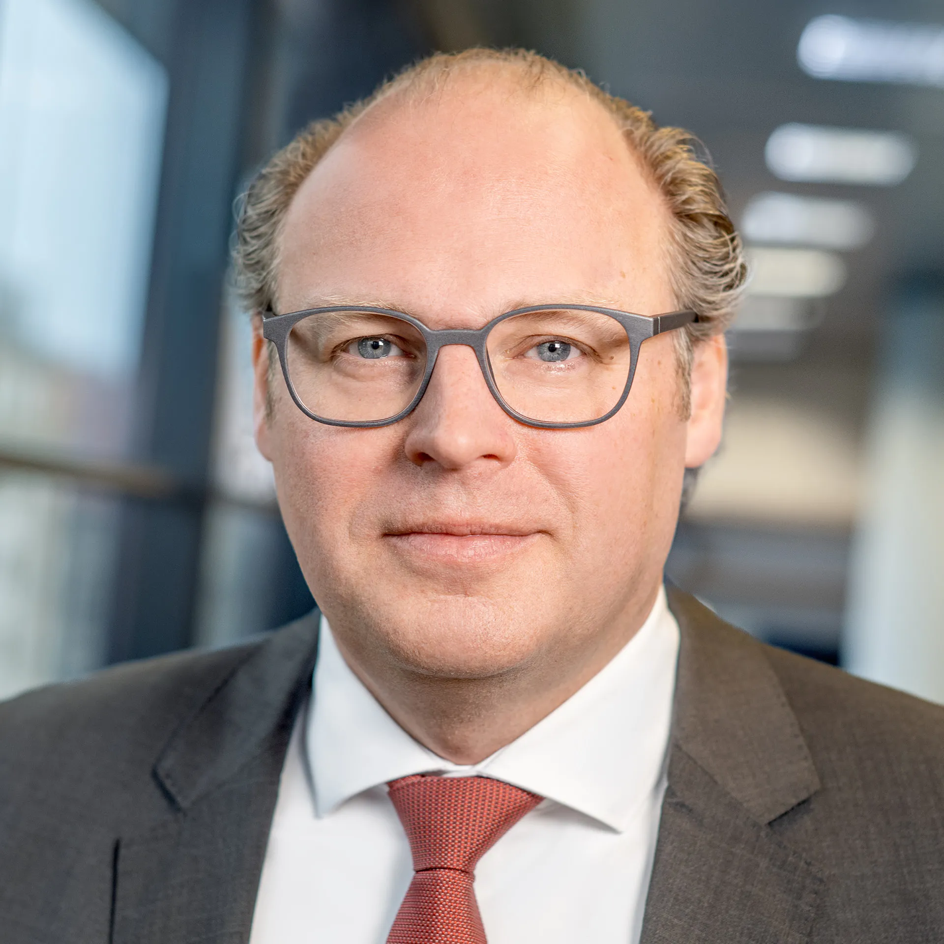 Profilfoto_Gräbener_Tobias.jpg