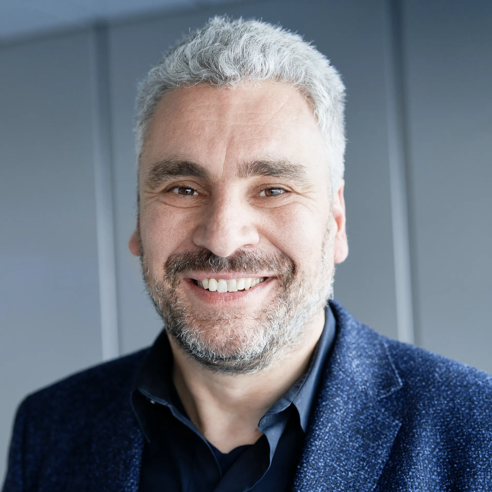 Axel Oliver Sarnitz, zeb