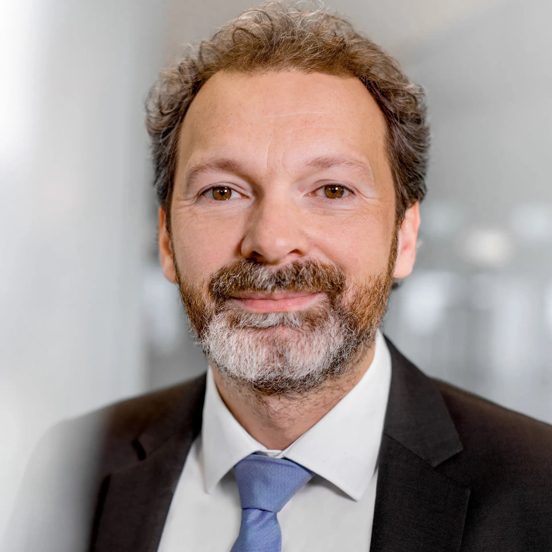 Profilfoto_Rosenthal_Oliver