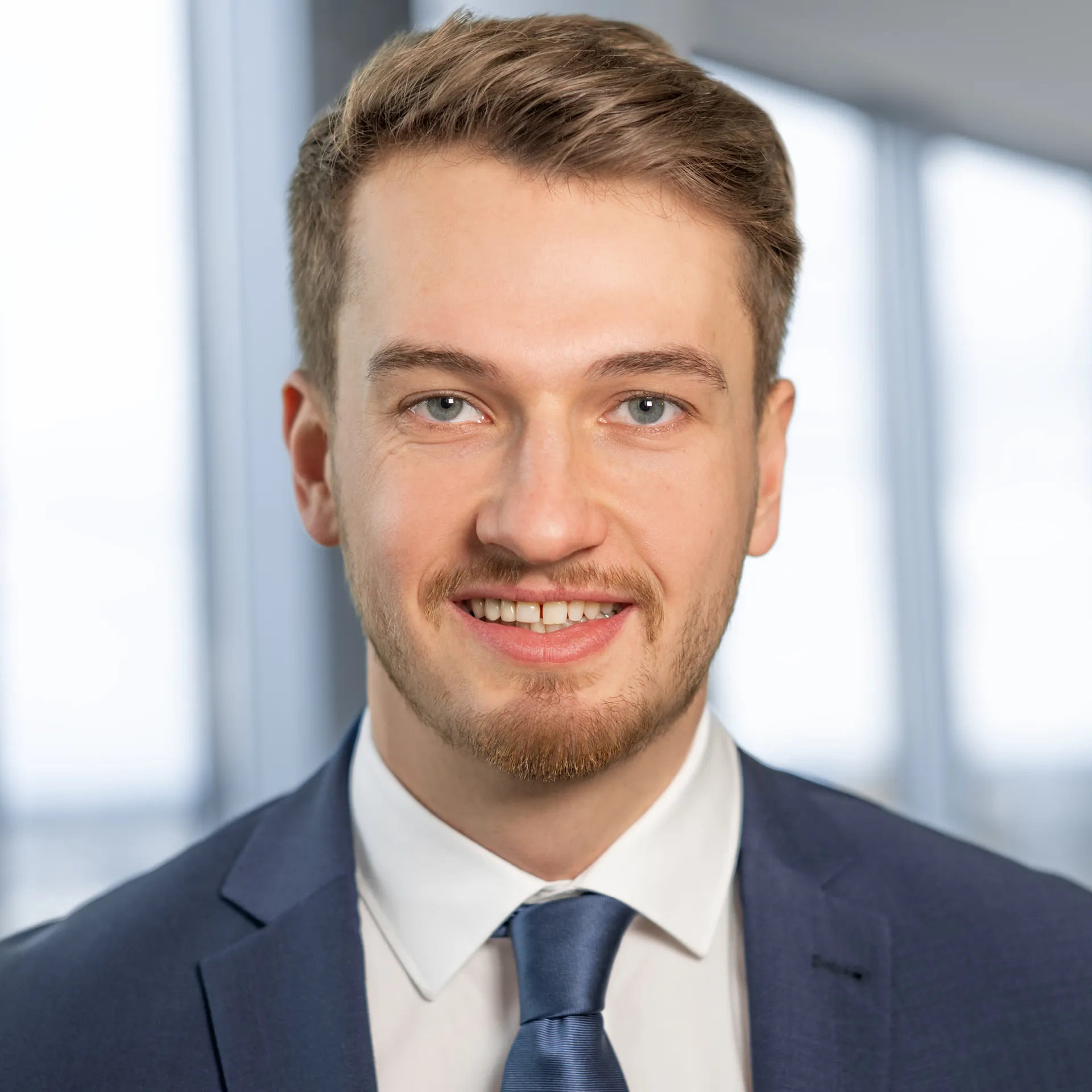 Profilfoto_Müller_Simon