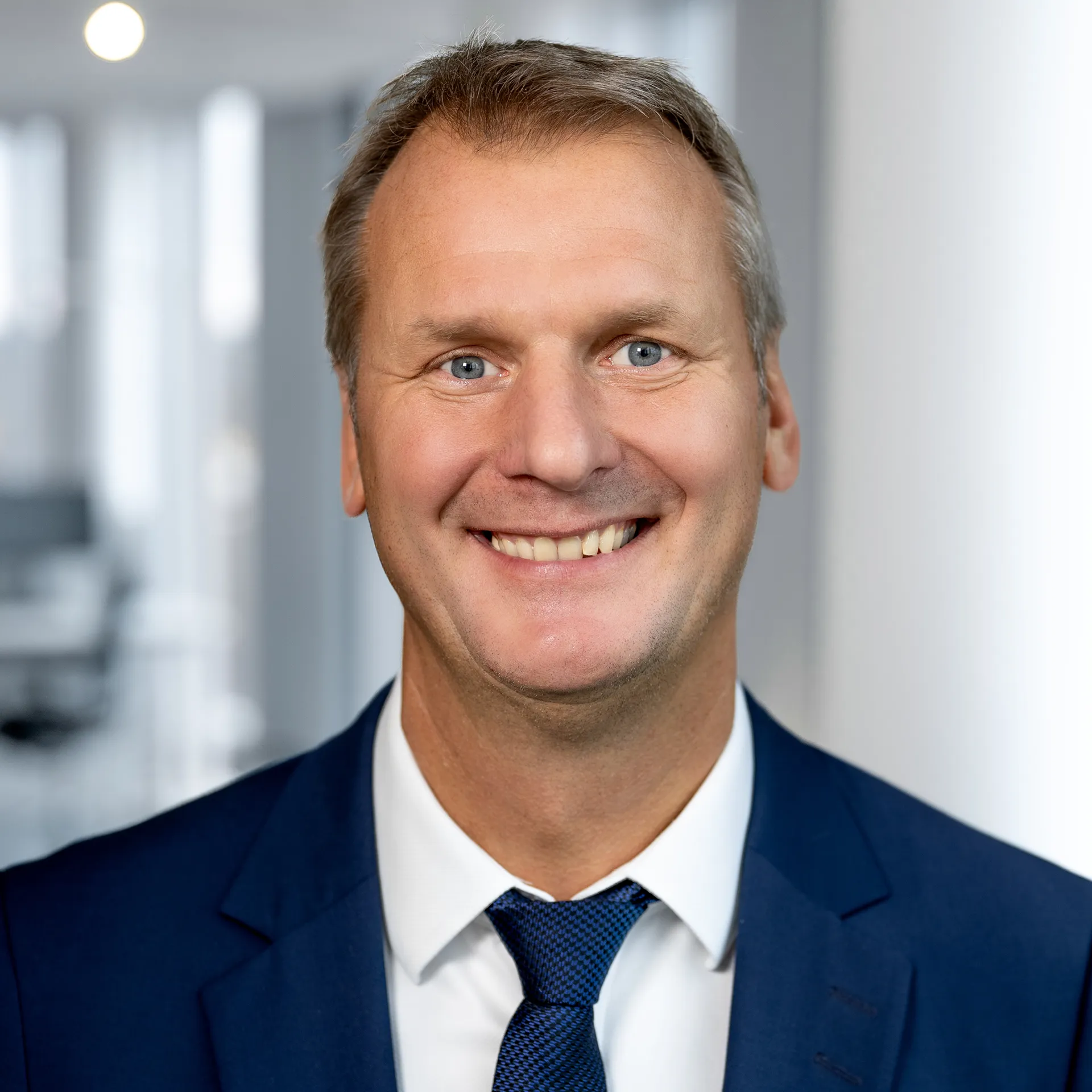 Profilbild-Jacobasch-Udo.jpg Profilbild-Jacobasch-Udo.jpg