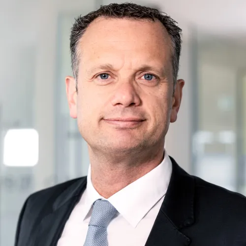 Profilfoto_Helbig_Thorsten.jpg Profilfoto_Helbig_Thorsten.jpg