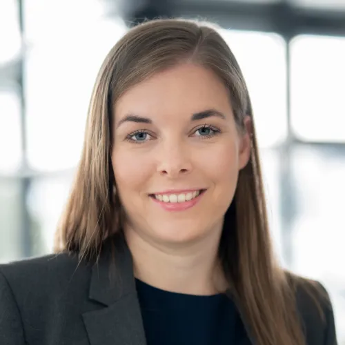 Profilbild Mona Seirlehner Profilbild Mona Seirlehner