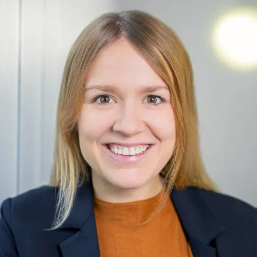 Profilbild_Brge_Alexandra Profilbild_Brge_Alexandra